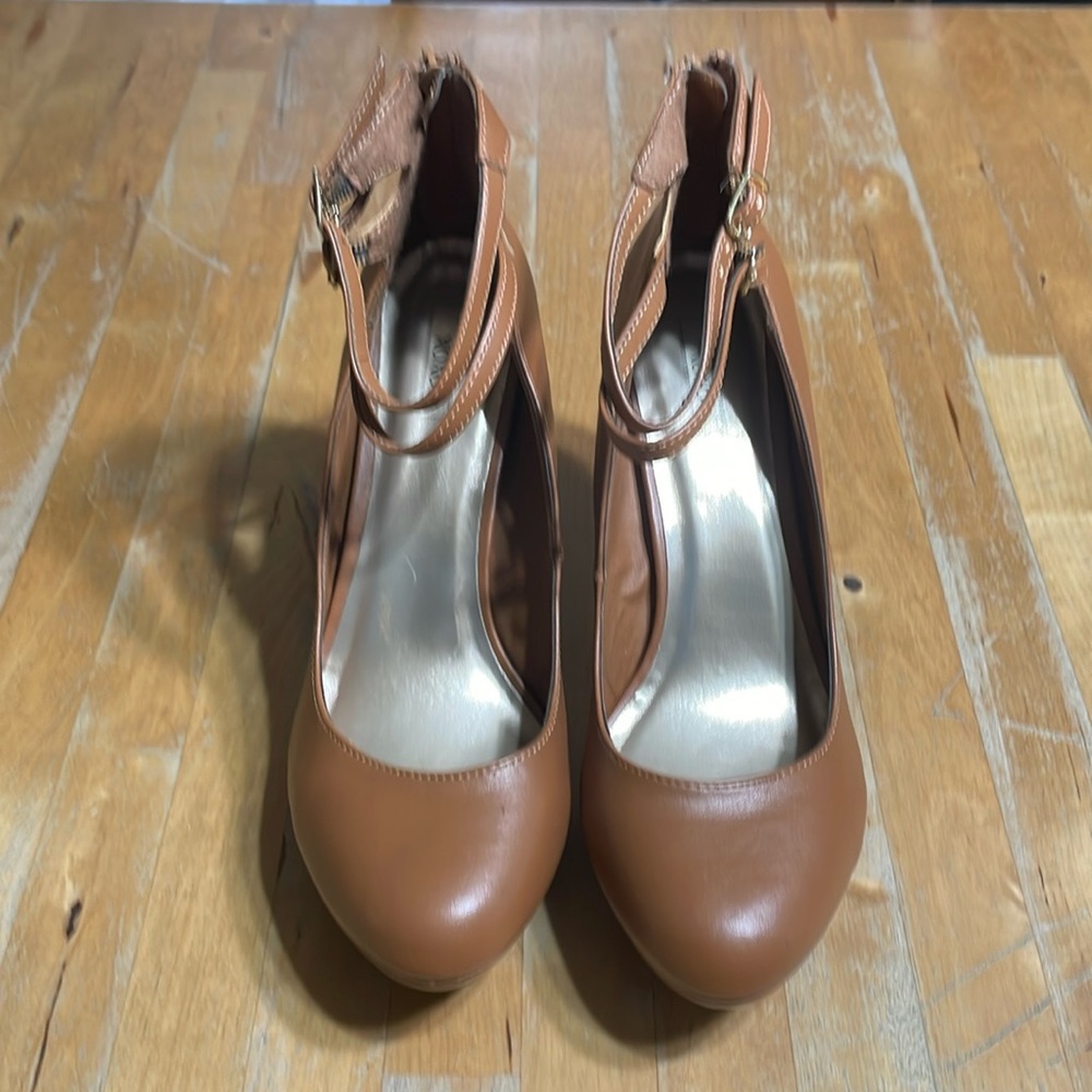 XOXO Nikita heels